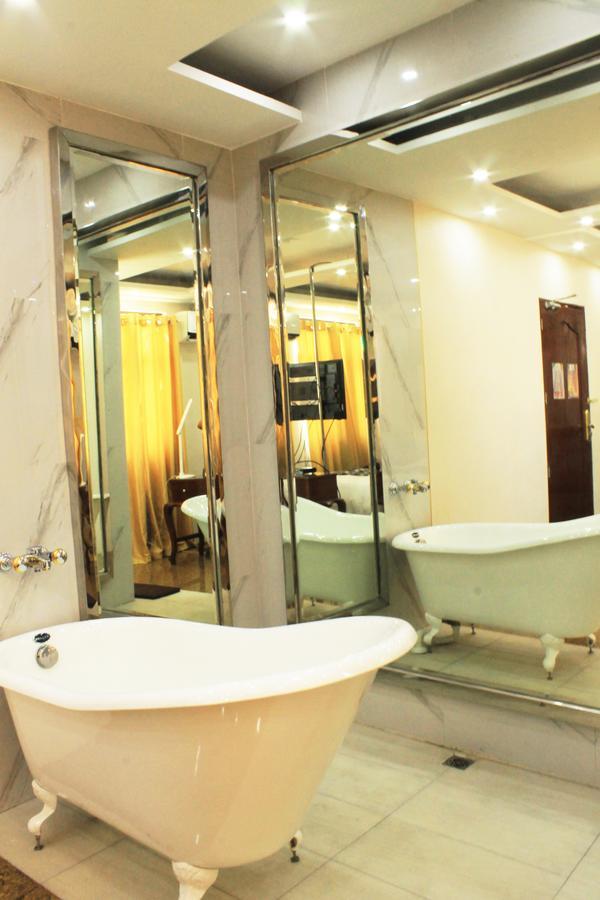Belgian Suites Manila Eksteriør bilde